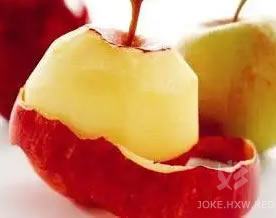 百思不解｜为何看着一盘瓜子壳发呆；拿着苹果皮就往嘴里送？